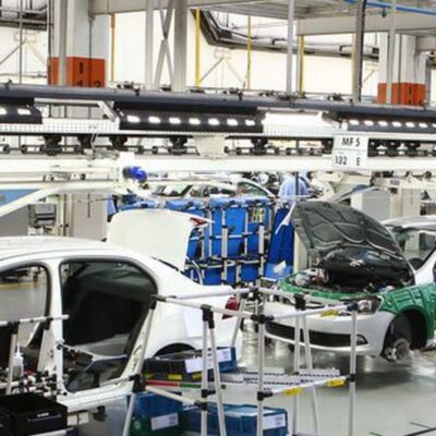 Vendas de veículos automotores têm queda de 6% em abril, aponta Fenabrave