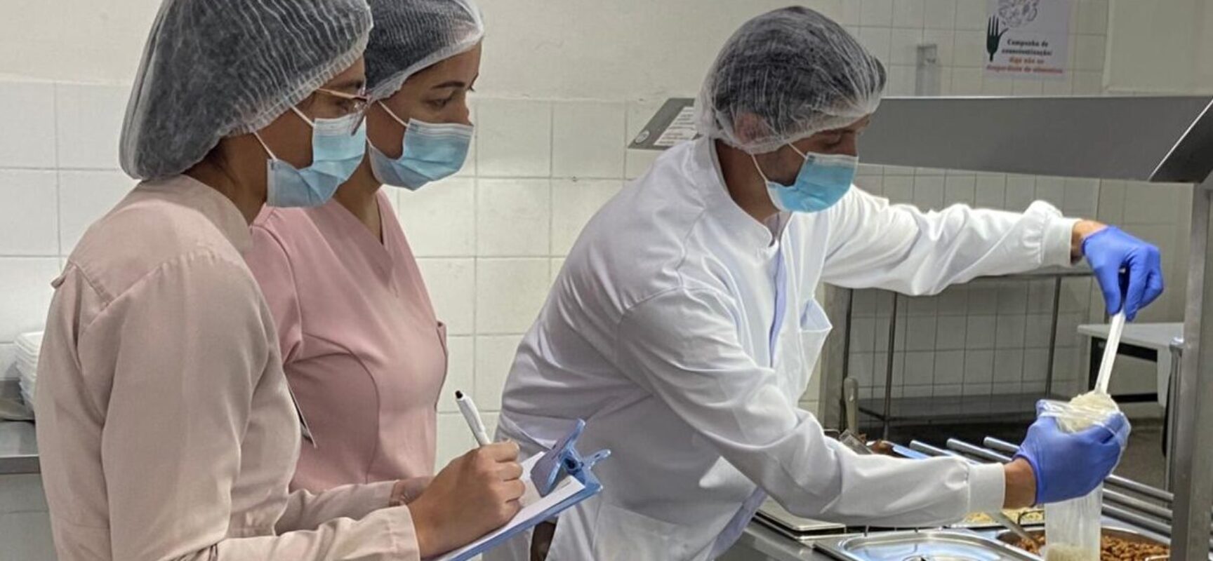 Análise microbiológica de alimentos do Hospital de Base de Itabuna está em conformidade com a legislação vigente