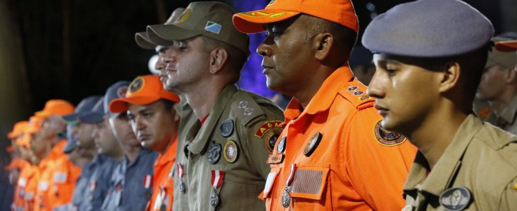 Bombeiros relatam mais medo e aumento do uso de remédios na pandemia