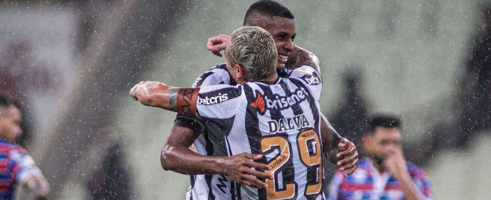 Ceará bate Fortaleza por 1 a 0 no Clássico-Rei no Brasileiro