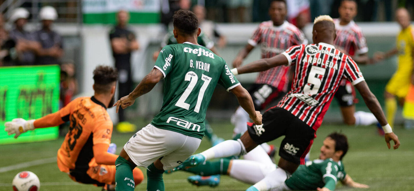 De virada, Palmeiras leva a melhor contra o São Paulo no Morumbi