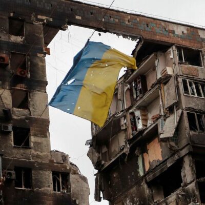Guerra na Ucrânia completa 100 dias com 14 milhões de deslocados