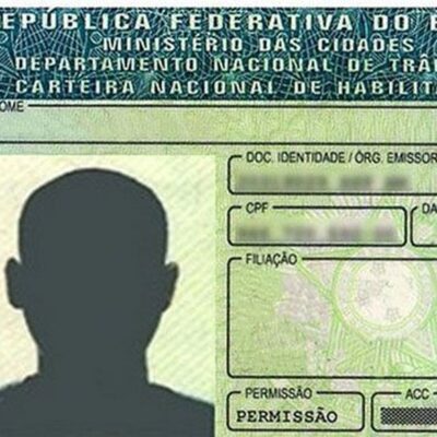 Homem é preso em rodovia baiana com CNH comprada. o condutor foi conduzido para a Federal de Ilhéus