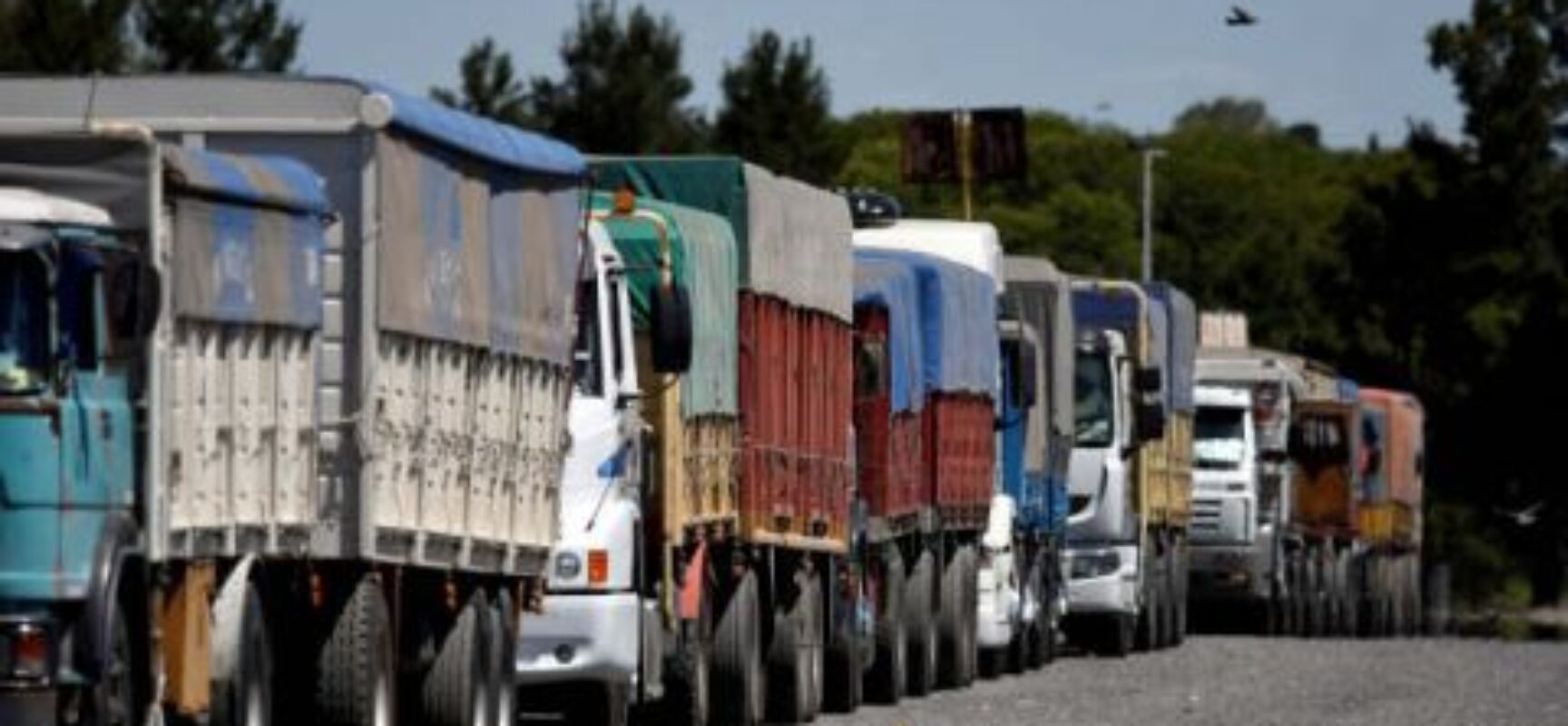 Janones alerta sobre nova greve dos caminhoneiros e diz que clima é ‘tenso’
