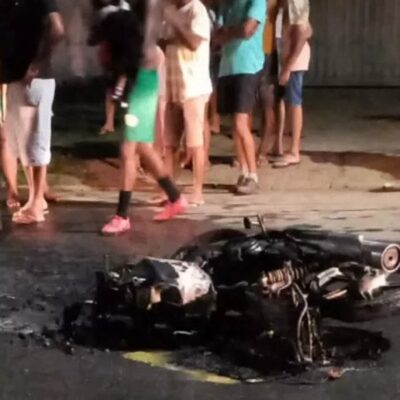 Jovem morre em acidente entre moto e caminhonete no sul da Bahia
