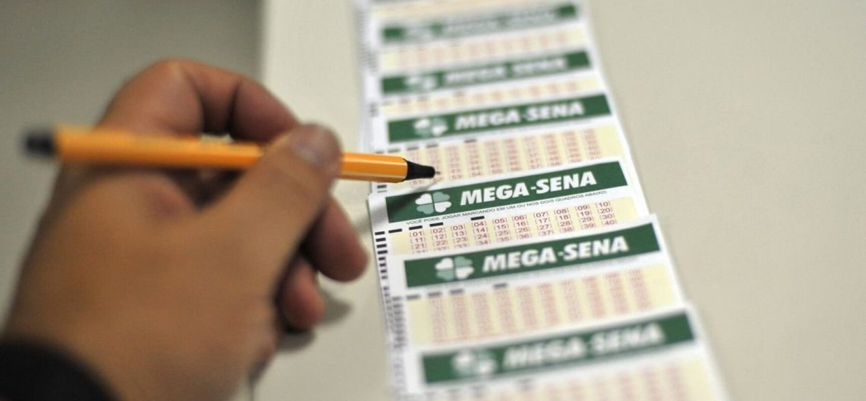 Mega-Sena: sem ganhadores, prêmio acumula em R$9 milhões
