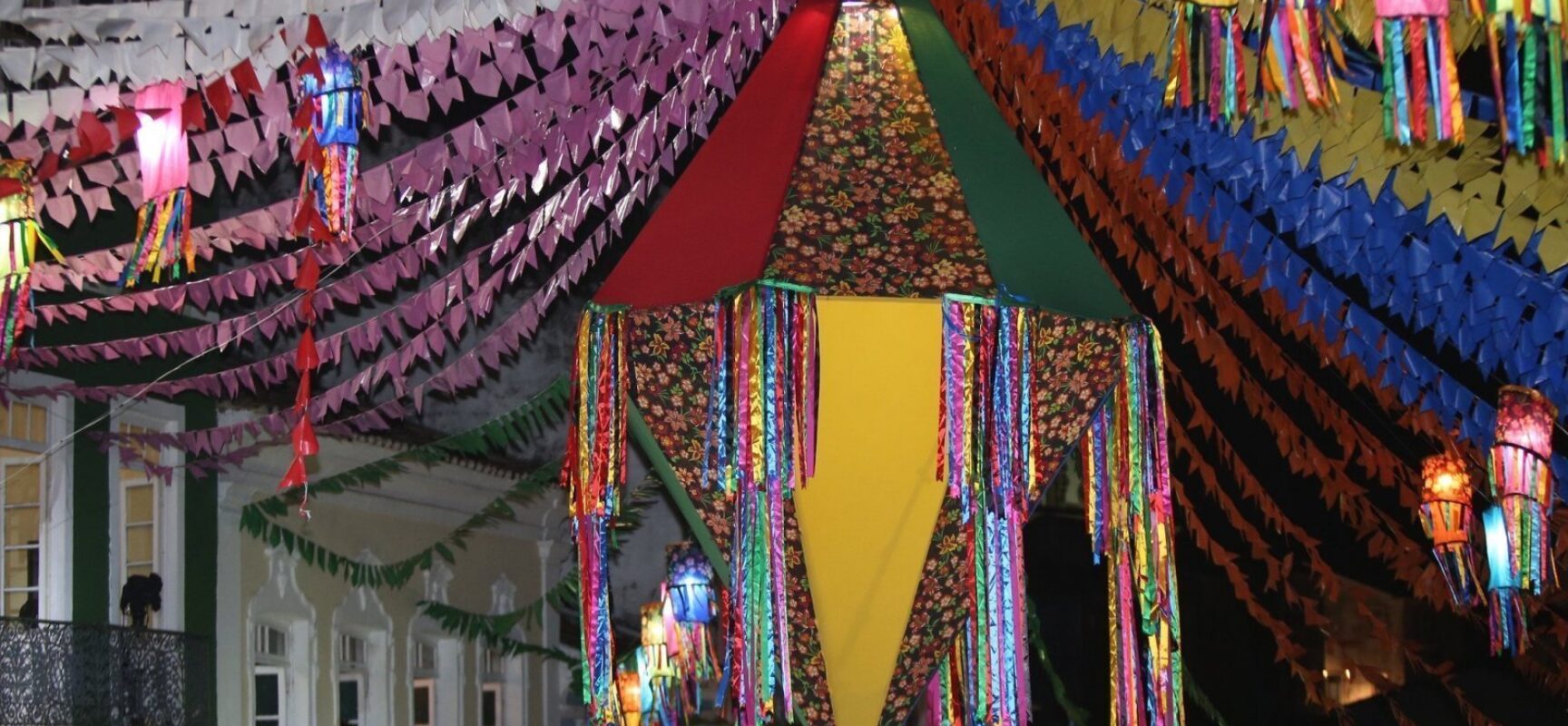 São João deve aquecer comércio baiano com aumento de 5,2% nas vendas, espera Fecomércio