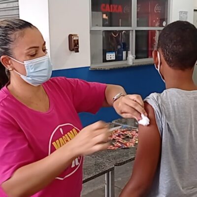 Secretaria Municipal de Saúde divulga calendário de vacinação nesta semana