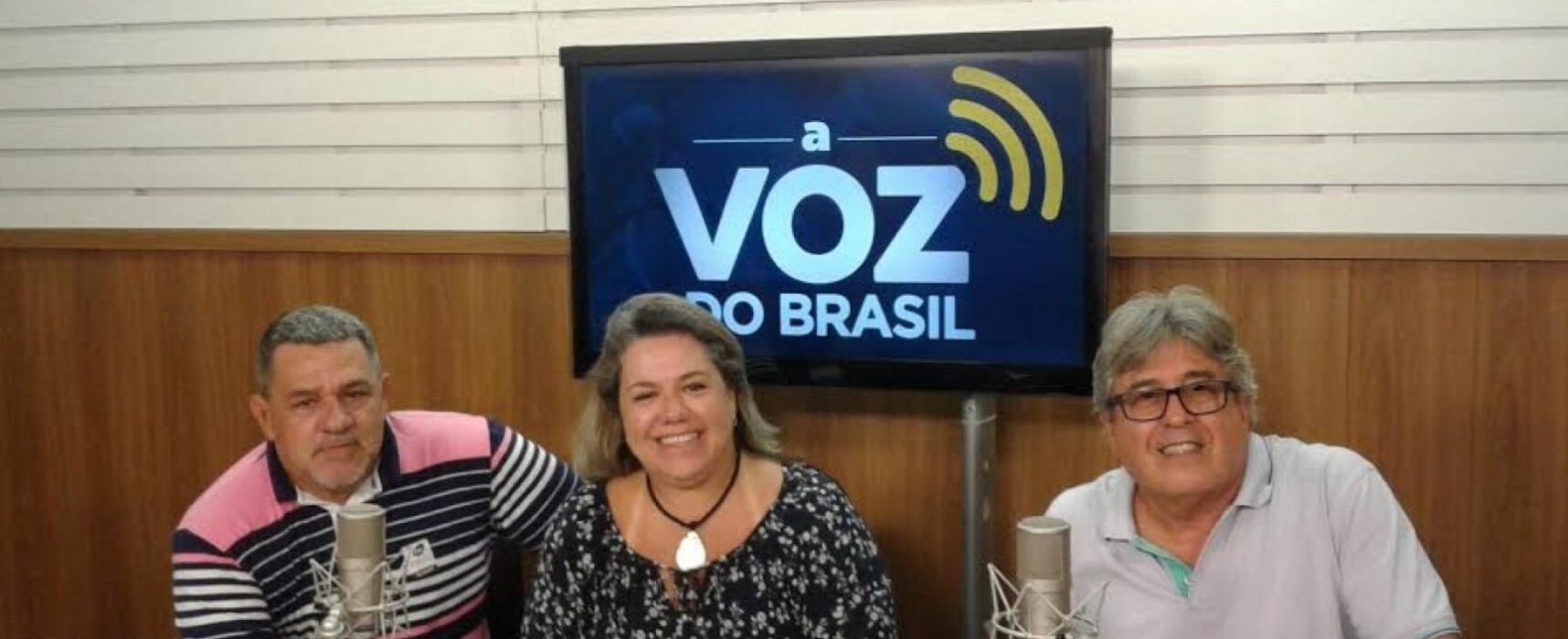 “Seminário: A Expansão do Rádio: podcast, radioweb e novas plataformas”,