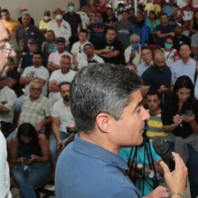 ACM Neto acusa governo baiano de divulgar “saco de promessas”