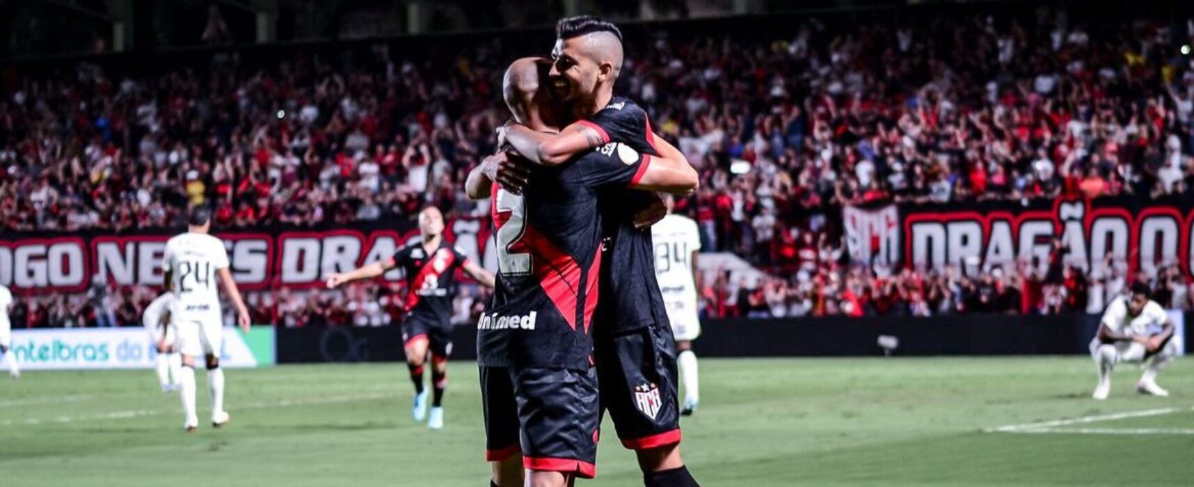 Atlético-GO vence e sai na frente do Corinthians na Copa do Brasil