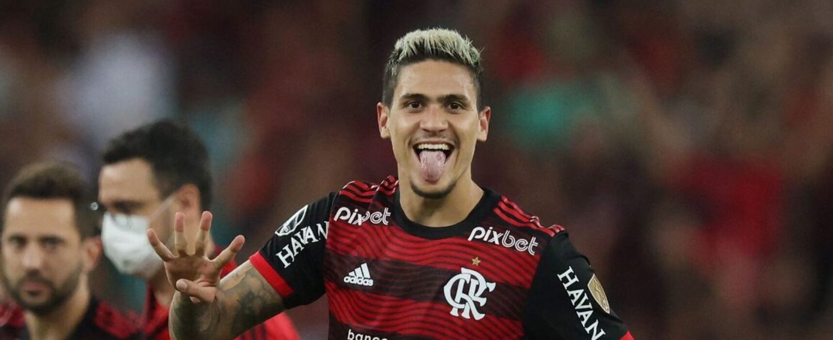 Em noite de 7 a 1, Flamengo avança na Libertadores
