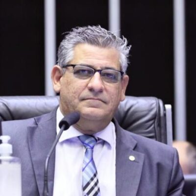 Frente dos Caminhoneiros aciona STF para suspender tramitação da PEC das Bondades