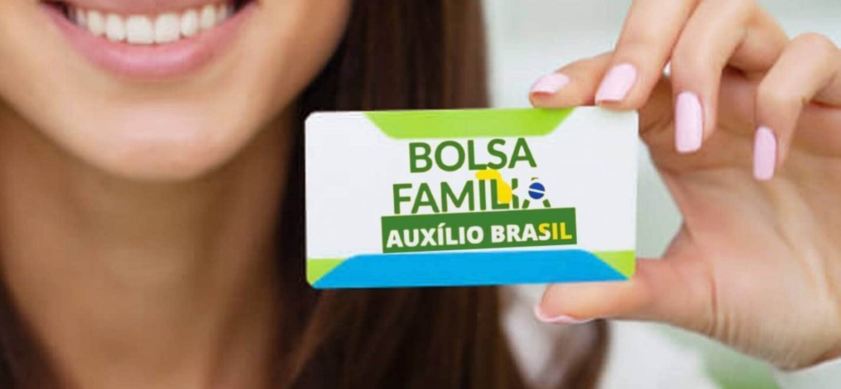 Governo vai gastar R$ 93 milhões para substituir marca do Bolsa Família em cartões