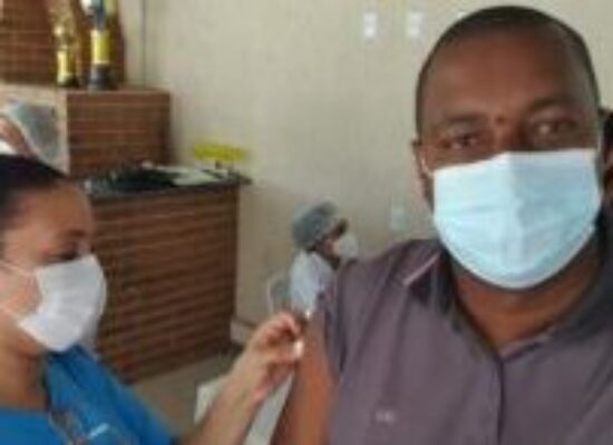 Ilhéus amplia vacinação contra gripe para toda a população; confira locais