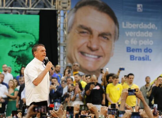 Partido Republicanos oficializa apoio à candidatura de Jair Bolsonaro