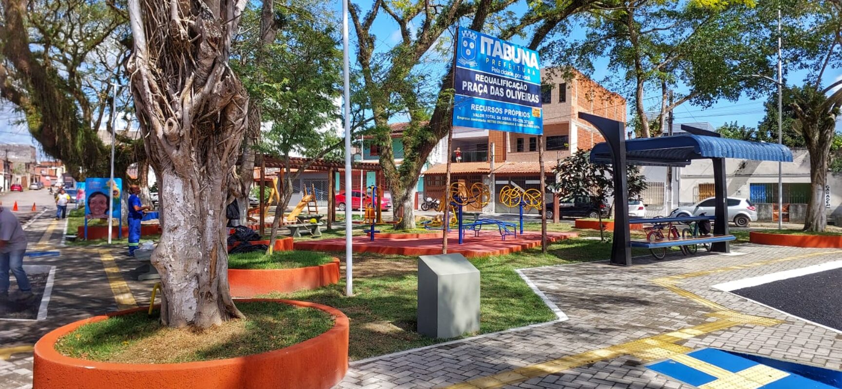 Prefeitura de Itabuna entrega a Praça das Oliveiras com homenagens a antigas moradoras do Vila Anália
