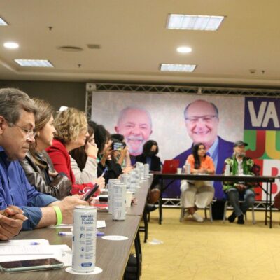 PT oficializa chapa Lula-Alckmin para disputar a Presidência