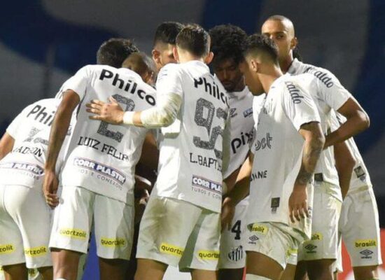 HOJE: Santos e Botafogo duelam para sair do meio da tabela do Brasileirão