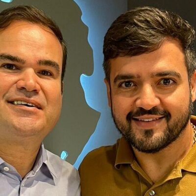 VALDERICO JUNIOR CONFIRMA APOIO A CACÁ LEÃO, PRÉ-CANDIDATO A SENADOR