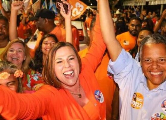 Eleições: Soane Galvão é abraçada pelo povo e mostra força política em cidades baianas
