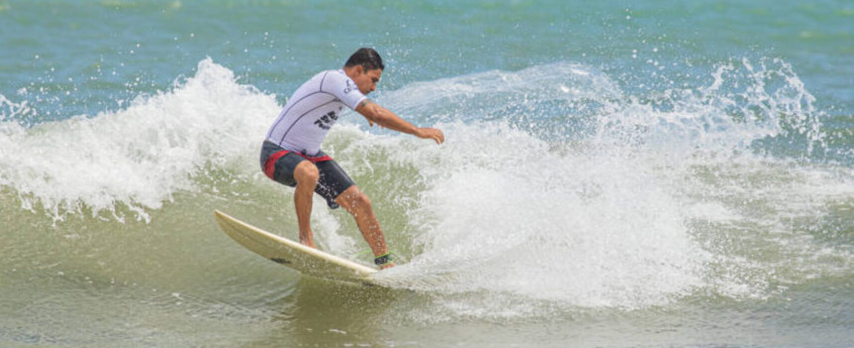 Presidente da Federação Baiana de Surf celebra realização de competições no Litoral Norte da Bahia