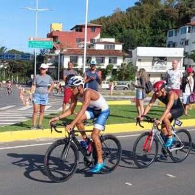 Campeonato Baiano de Triathlon reúne 150 atletas em circuito montado no Centro Histórico de Ilhéus