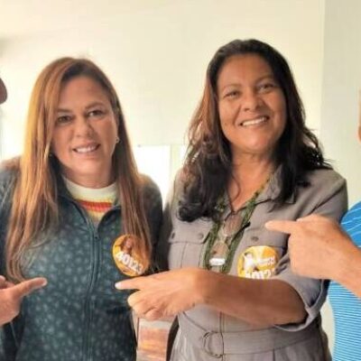 Lideranças políticas de Teixeira fecham apoio à candidatura de Soane Galvão