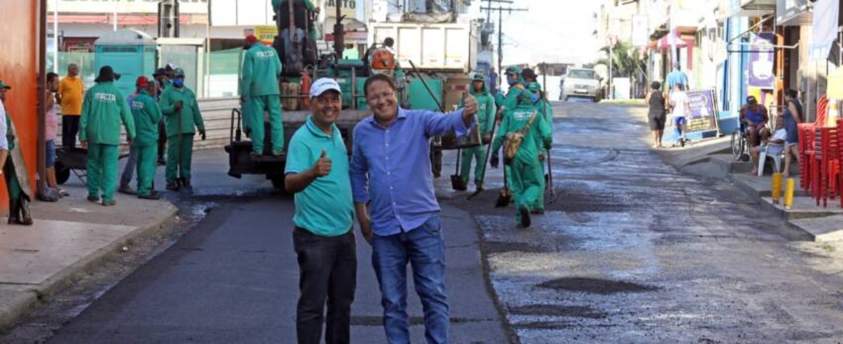 Moradores do Santo Antônio festejam as obras de pavimentação e inauguração da praça