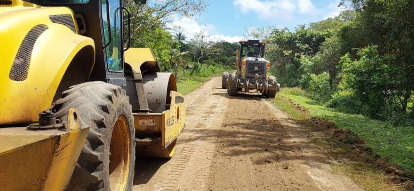 Prefeitura de Itabuna executa melhoria no acesso ao Assentamento Manoel Chinês