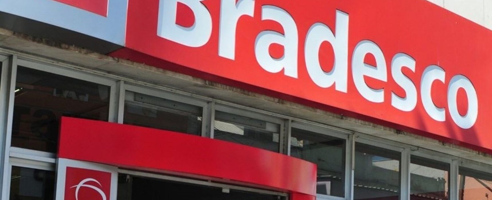 Bancos privados decidem não oferecer empréstimo consignado a beneficiários do Auxílio Brasil