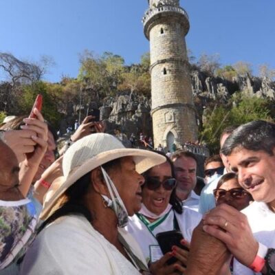 Em Bom Jesus da Lapa, Neto ressalta importância do turismo religioso para a geração de empregos