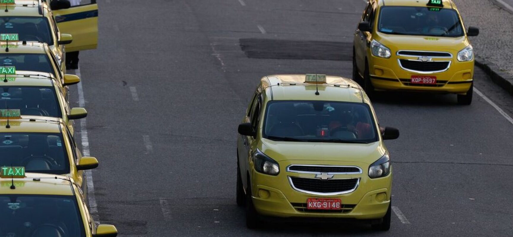 Prefeituras farão cadastro para o auxílio taxista > A PARTIR DE HOJE