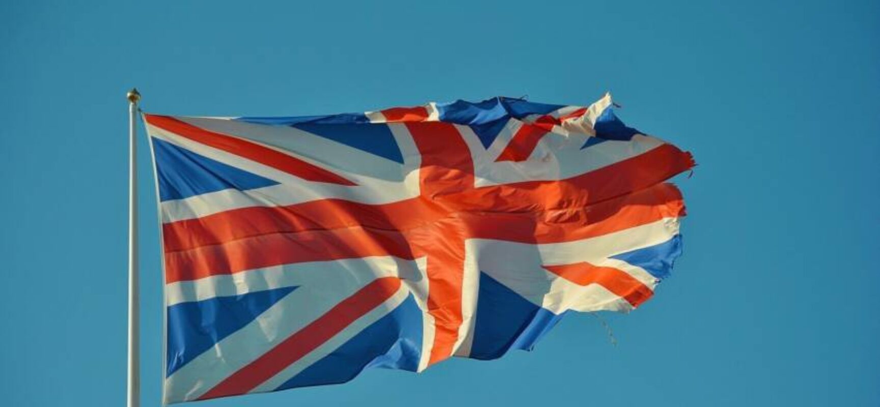 Reino Unido determina “período de luto real” por até sete dias após funeral da rainha