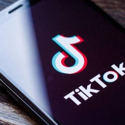 TikTok proíbe contas políticas de arrecadar fundos e ganhar dinheiro