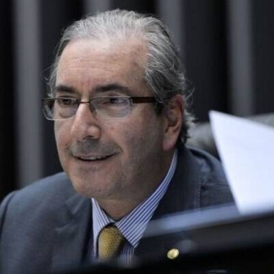 TSE deve cassar candidatura de Eduardo Cunha nos próximos dias, diz jornal