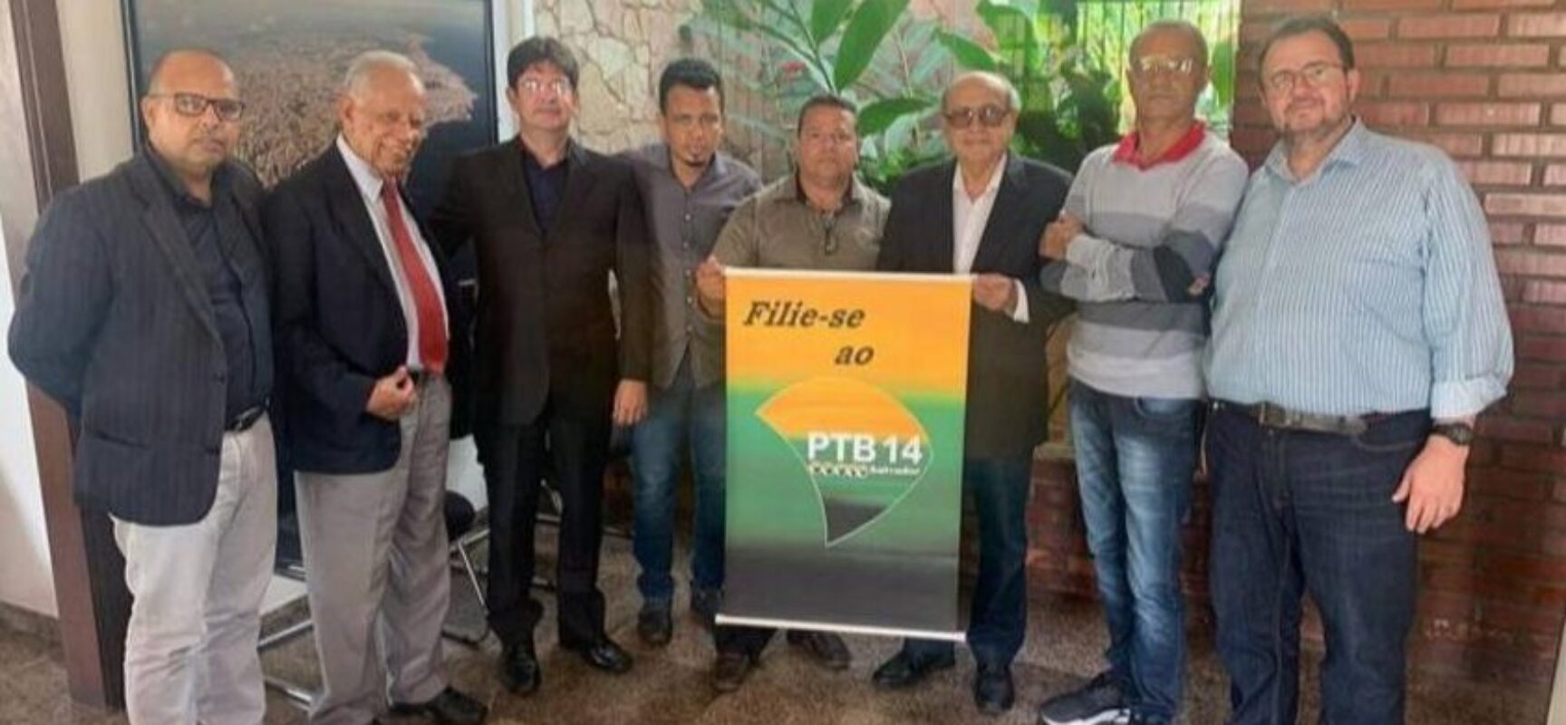 Bolsonaristas na Bahia entram em rota de colisão por causa de fundo partidário e apoio a ACM Neto