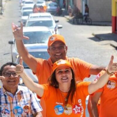 Nas ruas de Itapetinga, ao lado do povo: força política de Soane só cresce