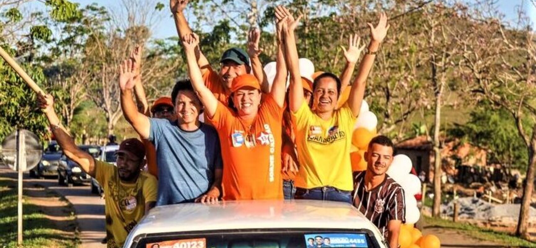 Em Itarantim, apoiadores abraçam Soane e pedem volta do desenvolvimento da região