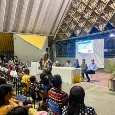 Secretaria de Educação reuniu pais para apresentação do Vetor Disciplinar no Colégio CAIC