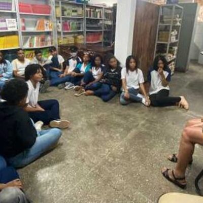 Alunos da rede municipal de Ilhéus lançam coletâneas literárias nesta quinta-feira (15)