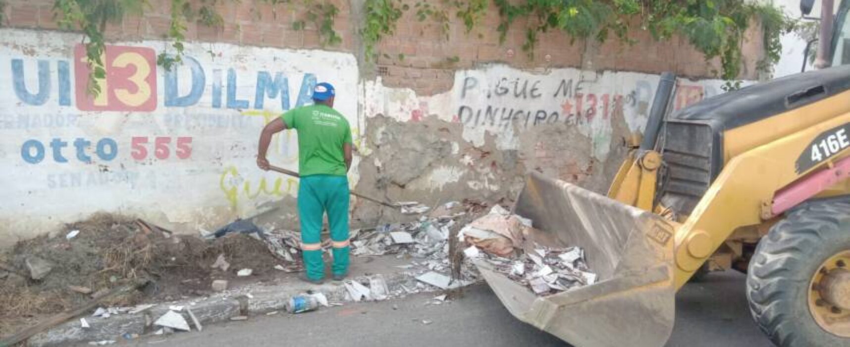 Prefeitura de Itabuna segue eliminando  pontos de descarte irregular de lixo e entulho