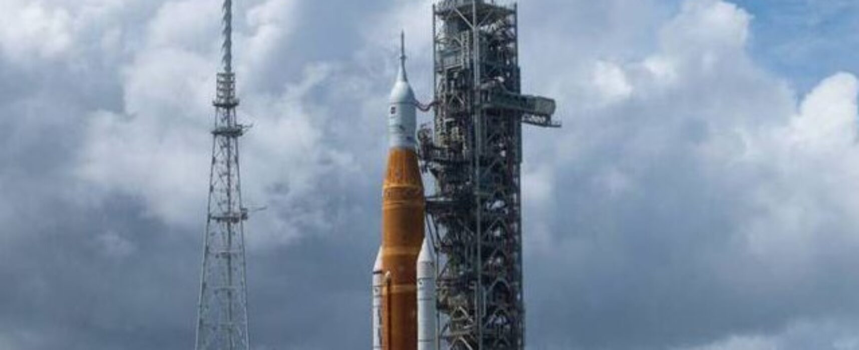 Nasa adia novamente lançamento de foguete à Lua