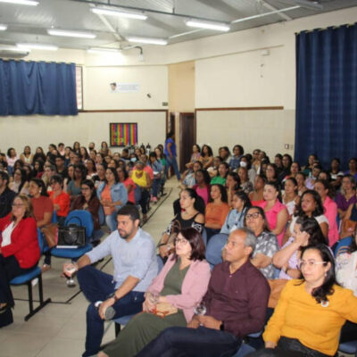 Projeto beneficia mais de 3.500 alunos da rede municipal de ensino em Gandu