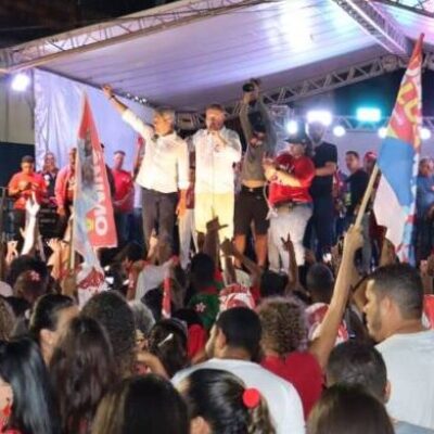 A Bahia tem lado: Time ‘JeroLula’ atrai multidão em caminhada na Conquista