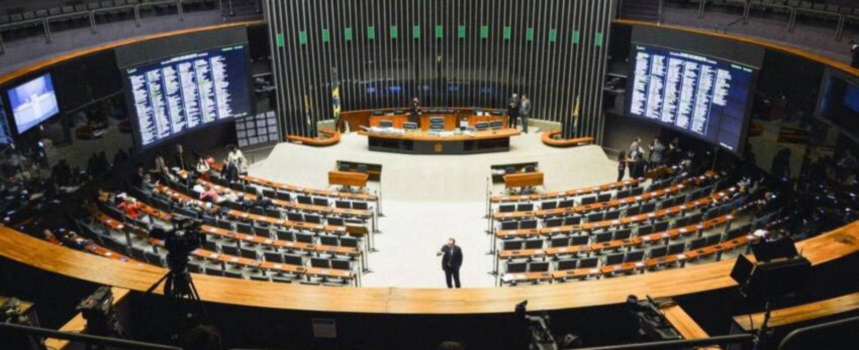 Bancada da Bahia na Câmara dos Deputados tem renovação de 28%