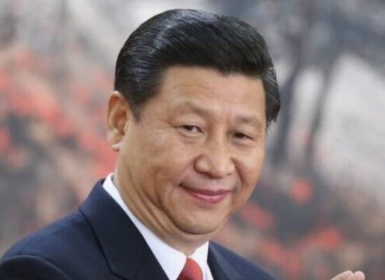 Xi Jinping renova mandato como líder do Partido Comunista na China e consolida poder