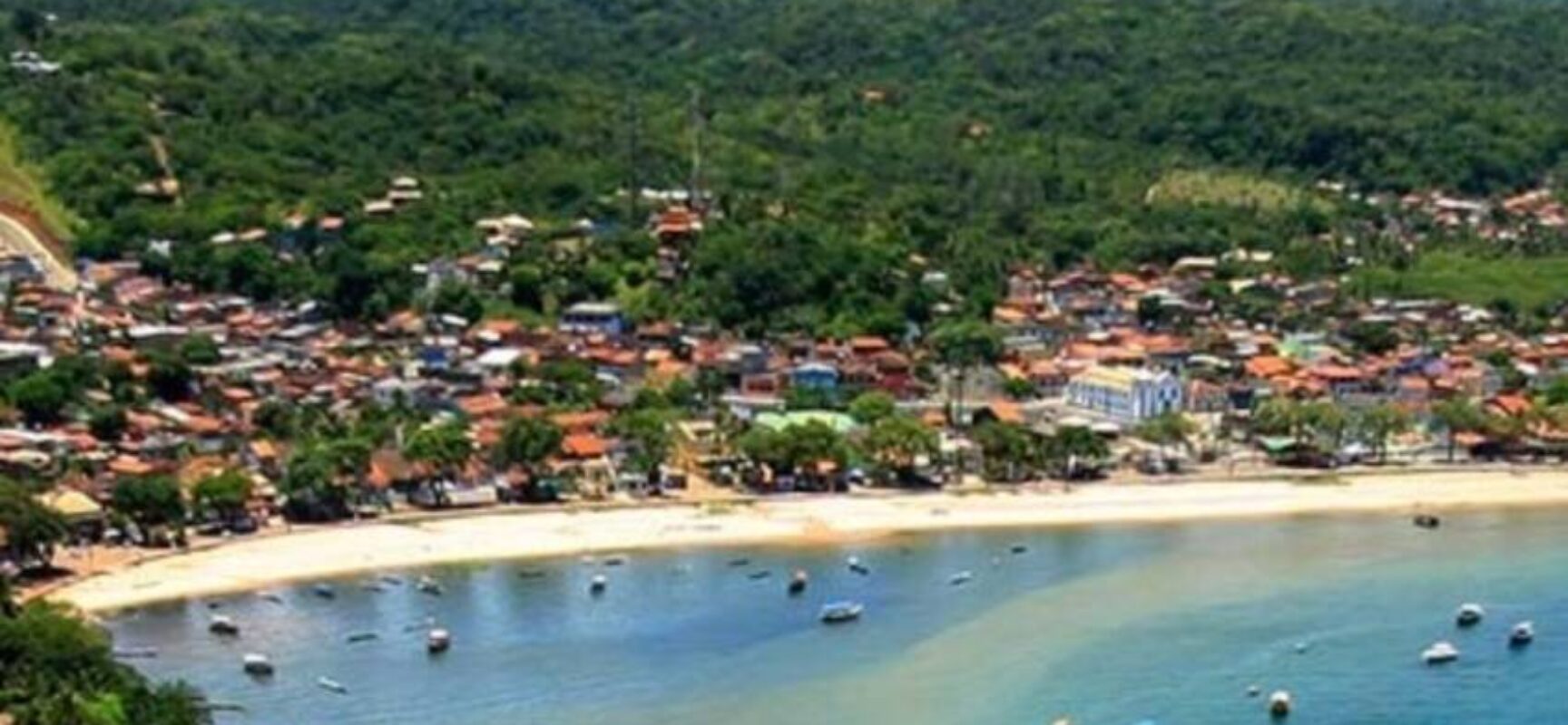 Polícia descobre 27 kg de drogas enterrados em trilha em Itacaré