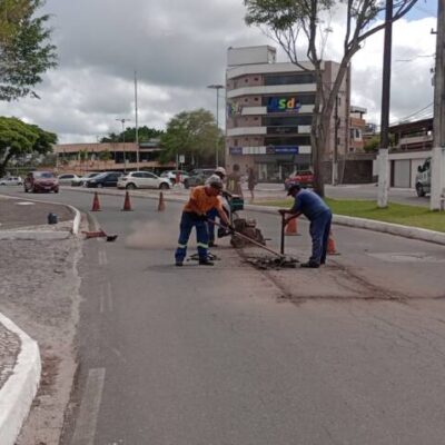 Prefeitura de Itabuna recupera trechos da Avenida Mário Padre