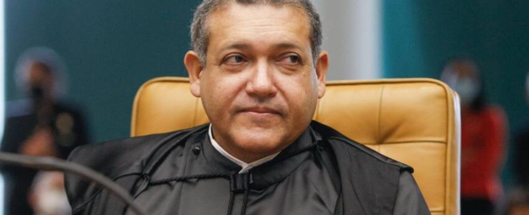 Ministro mantém liberação de consignados a beneficiários de programas